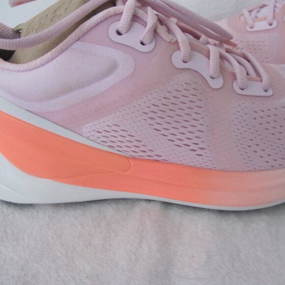 NEW in Box -  Lululemon Blissfeel Run Shoes - 7 - Picture 6 of 11